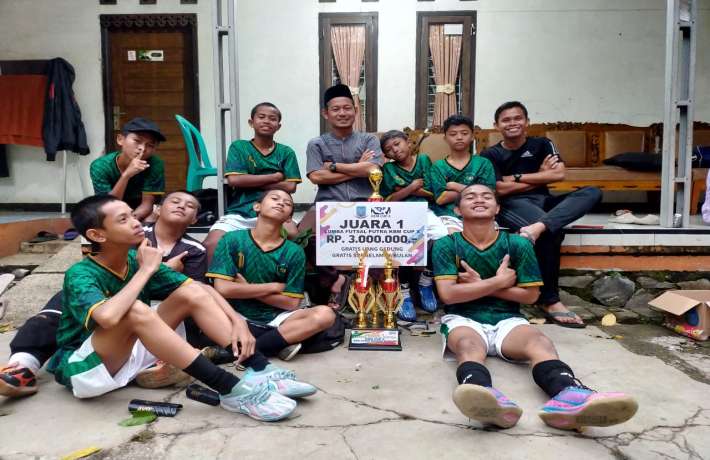 Selamat SMP Islam Nurul Huda Juara 1 Futsal 